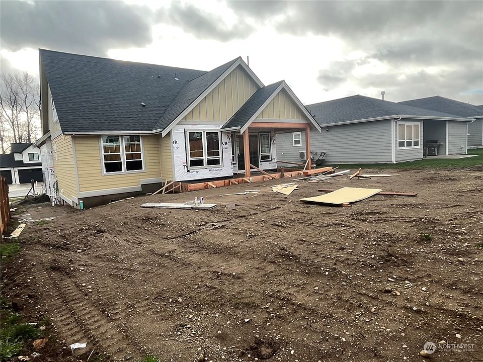 2nd image of 2141 Lagerwey Circle
