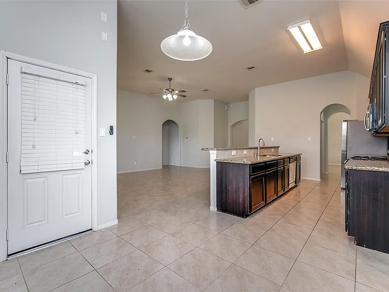 3931 Medici Ct — Photo 29