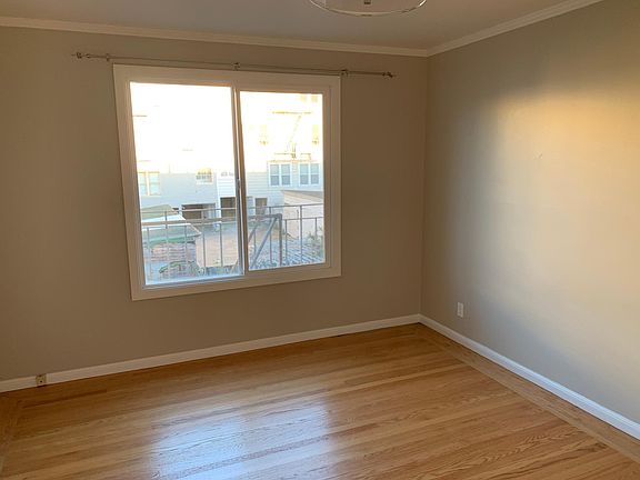 2nd image of 1322 17th Ave #4
