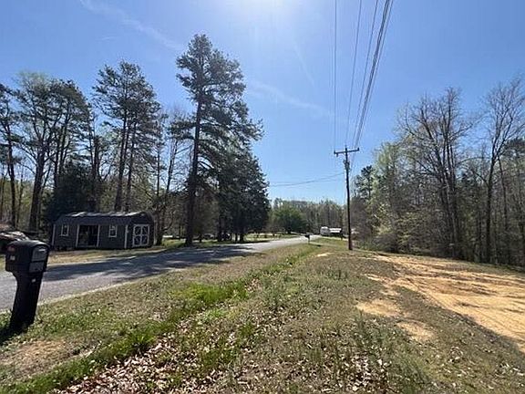 5th image of 526 Jimmy Creek Rd
