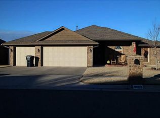 9005 Ians Pl, Moore, OK 73160