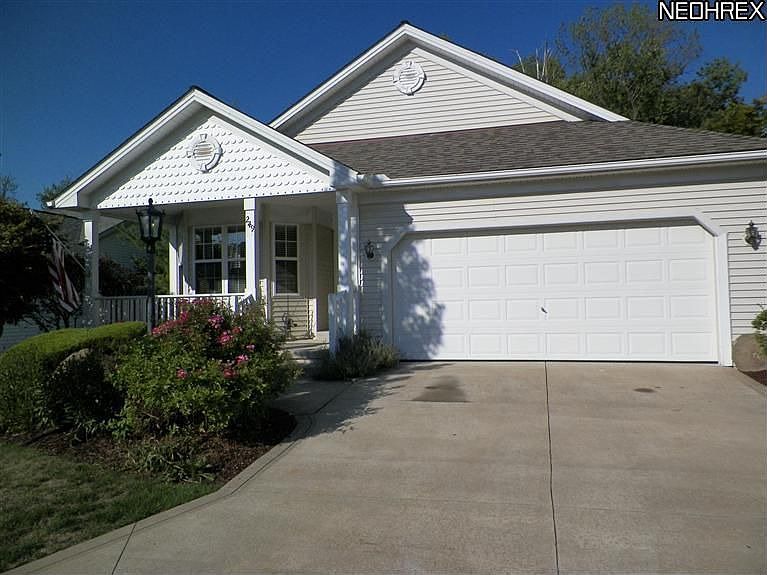 1st image of 249 Bridgewater Ln