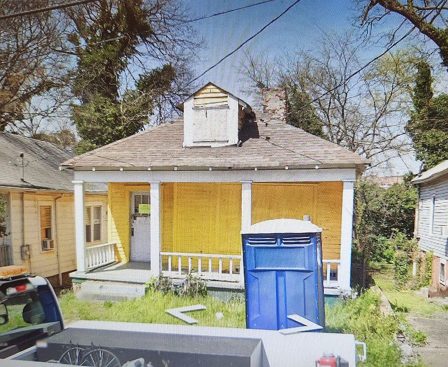 2nd image of 1009 Palmetto Ave SW