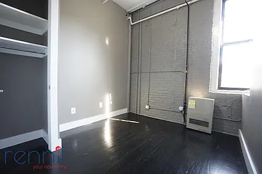 Rented by Rennit Inc.