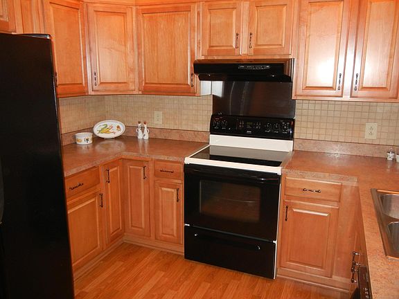 4th image of 2212 SE Aneci Street