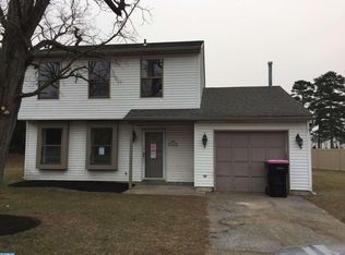 130 Saint Moritz Dr, Sicklerville, NJ 08081