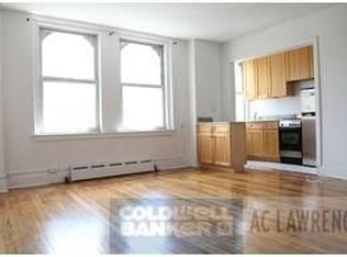 172 W 82nd St, New York, NY 10024