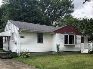 6366 Chestnut Ridge Rd, Hubbard, OH 44425