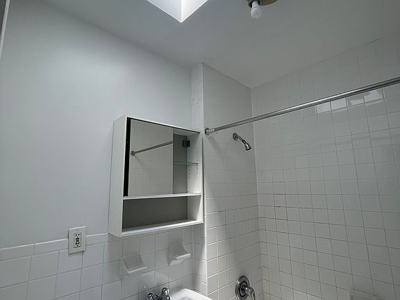 3rd image of 417 W 120th St APT 6Z