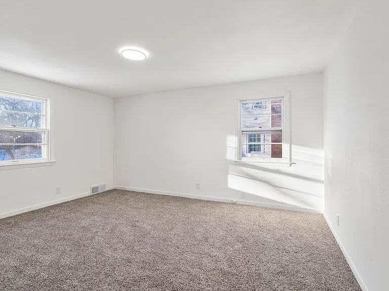 1122 Franklin St — Photo 23