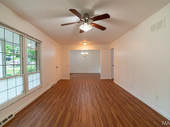 3rd image of 1226 Wissmann Dr