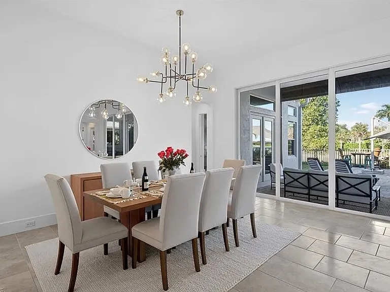 14835 Dockside Ln — Photo 10