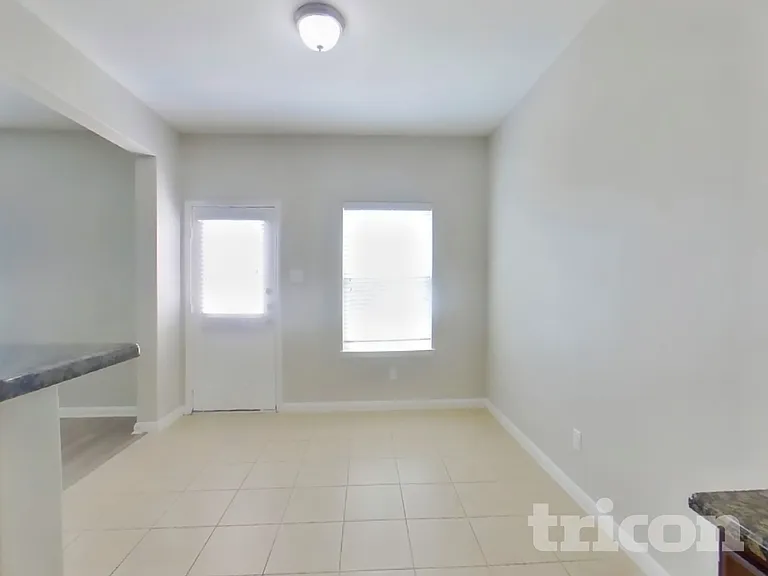 5002 Pacific Ridge Ln — Photo 5