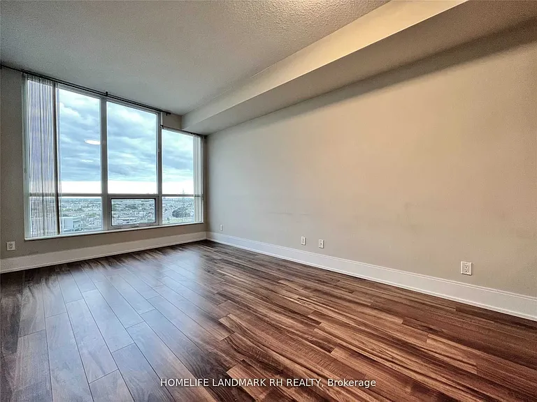 15 Viking Ln #901 — Photo 4