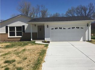 708 Plaza Dr, O'Fallon, MO