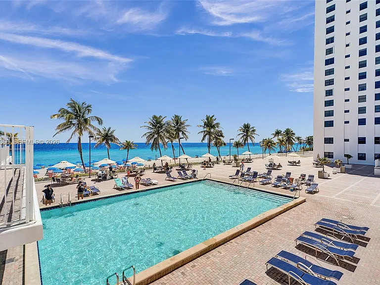 2401 S Ocean Dr #802 — Photo 38