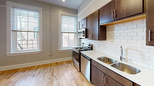 Floor plan 102 W Liberty St 204