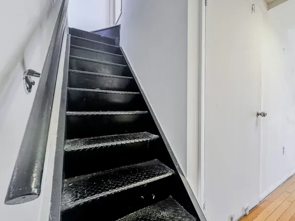 212 East 10th Street image 10 of 15