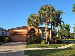 8803 Via Prestigio W, Wellington, FL 33411