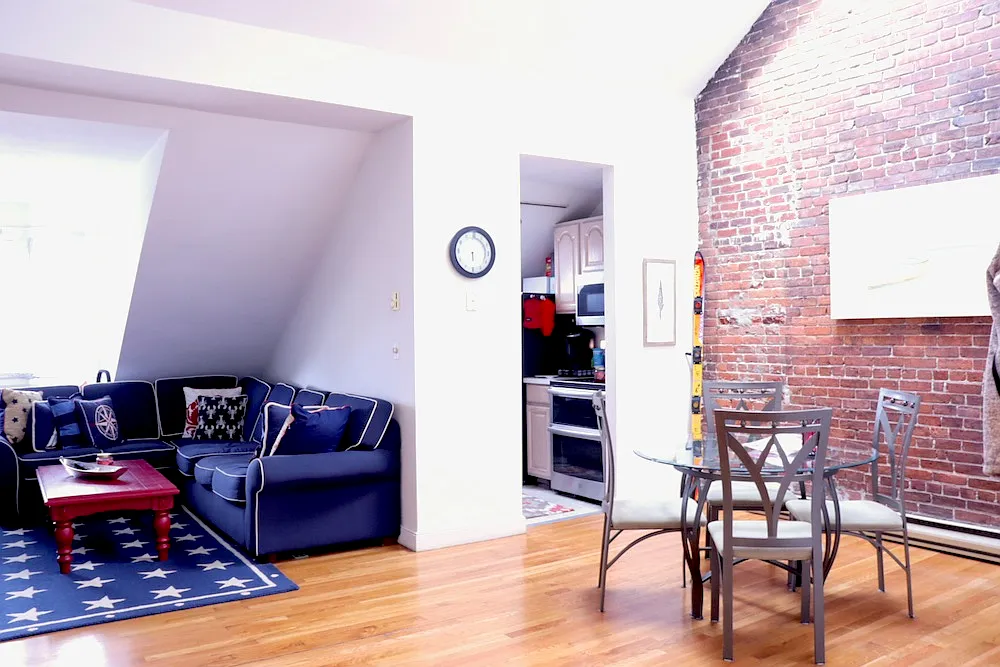 3 bed, 1000 sqft, $4,600 — Photo 2