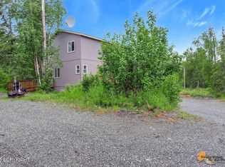 8825 W McQuire Ln, Wasilla, AK 99623