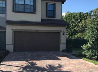 2301 Byron St, Palm Springs, FL 33406