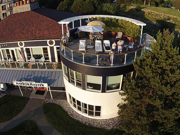 2nd image of 828 Vista Dr