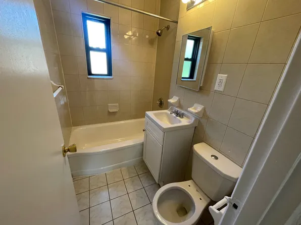 20-31 20th Street image 6 of 6