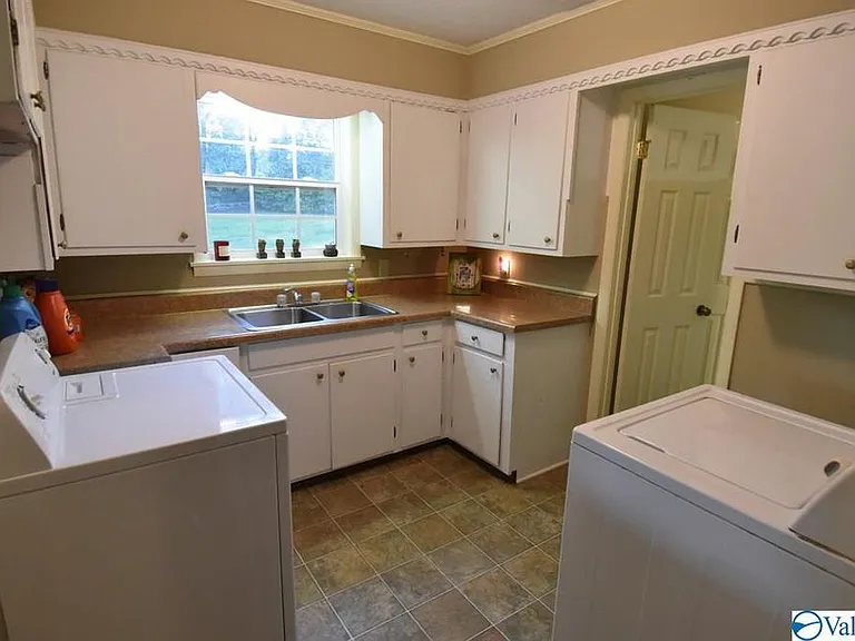 3500 Colonial Dr — Photo 19