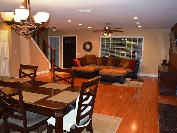 4th image of 3423 Riverdale Way