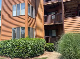 3046 Cape Henry Ct, Virginia Beach, VA 23451