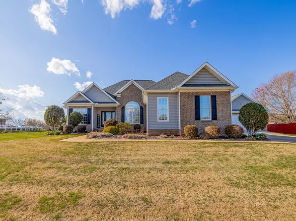 309 Saddlers Run, Chesnee, SC 29323
