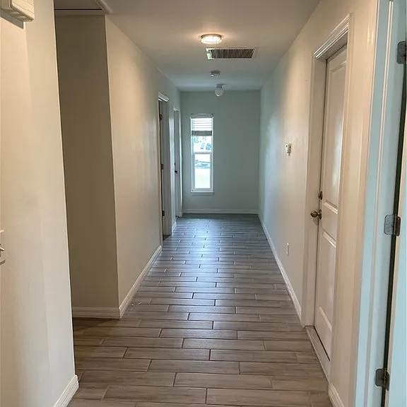 1114 Circle Dr — Photo 2