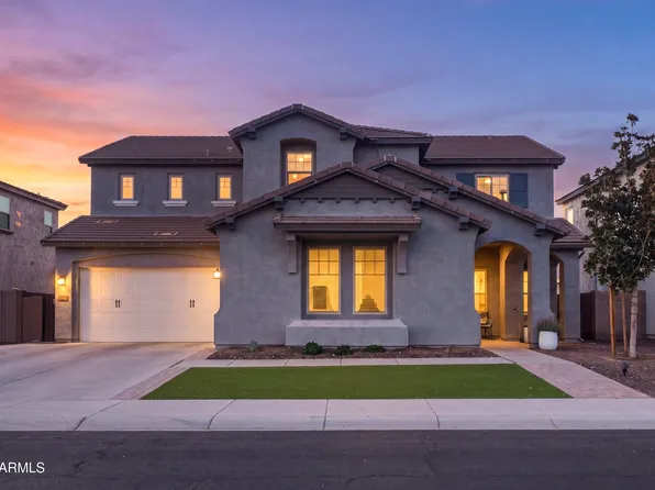 2894 E WYATT Way, Gilbert, AZ 85297