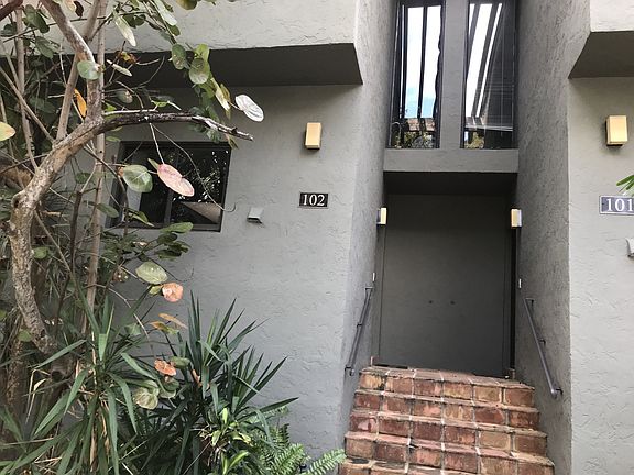 Entrance to Townhouse