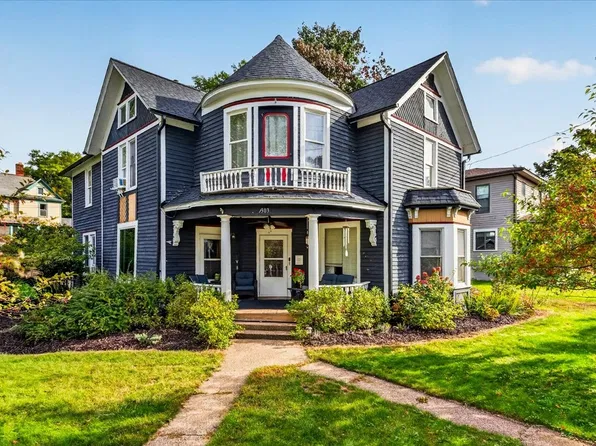 1303 Main Street E, Menomonie, WI 54751