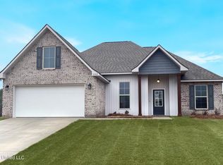 15367 High Point Dr, Gulfport, MS 39503