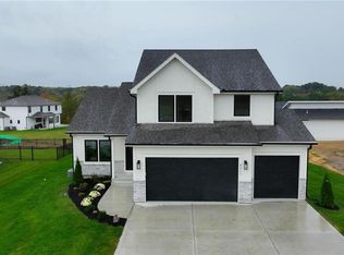 8411 NW 90th St, Kansas City, MO 64153