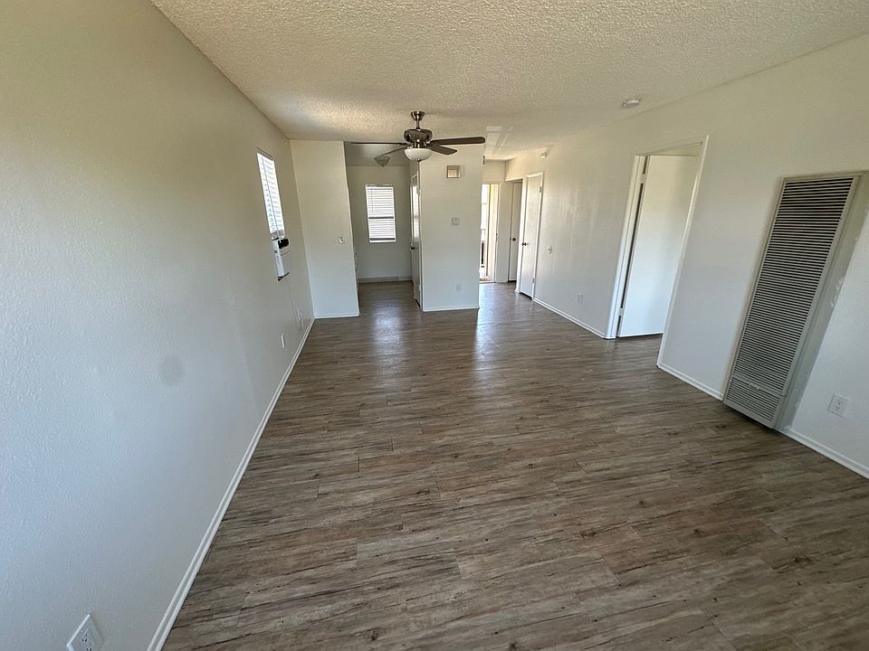 647-H Living Room
