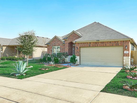 2nd image of 2020 Cedar Tree Ct