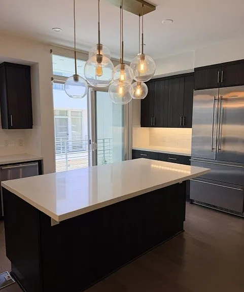 1400 N Fuller Ave #8 — Photo 17