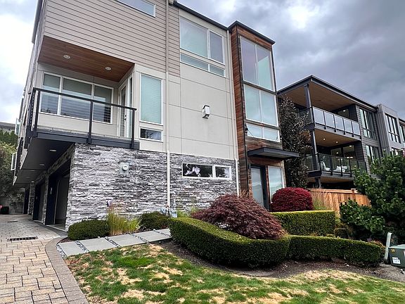 2nd image of 234 4th Ave