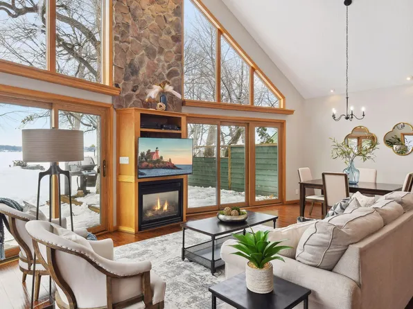 3025 Brighton Blvd, Mound, MN 55364