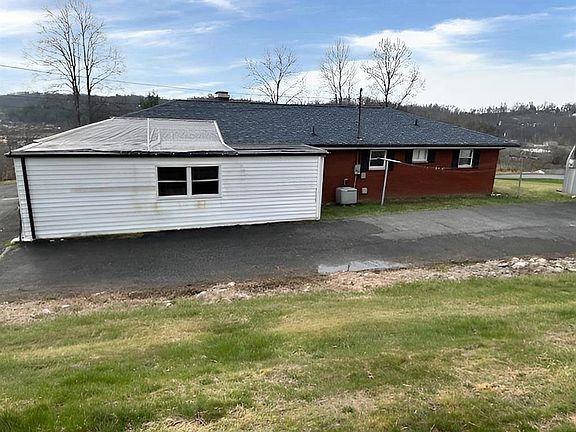 4th image of 7737 Tucker Rd