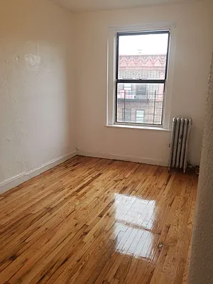 Rented by Clove Realty LLC | media 12