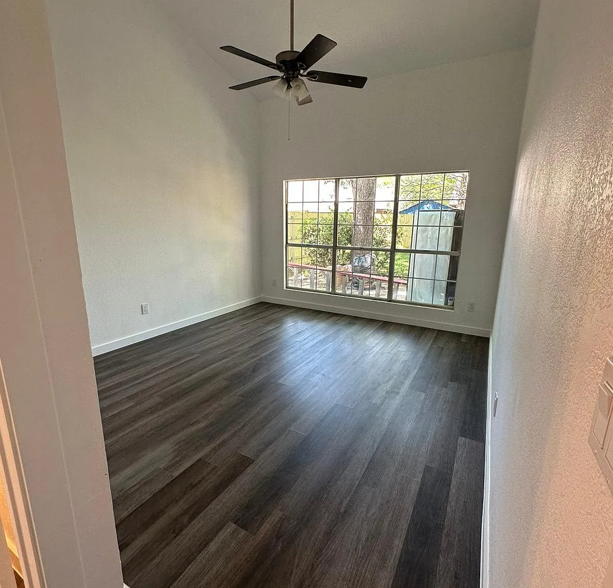 4/2 House In Ft Worth, Tx! — Photo 3