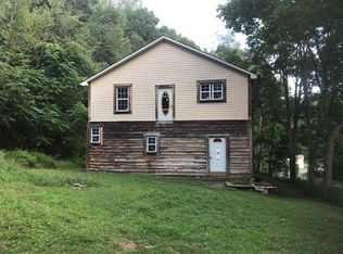 2057 Knight Rd, Finleyville, PA 15332