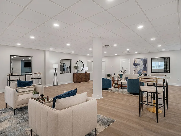 Community Clubhouse & Lounge Seating