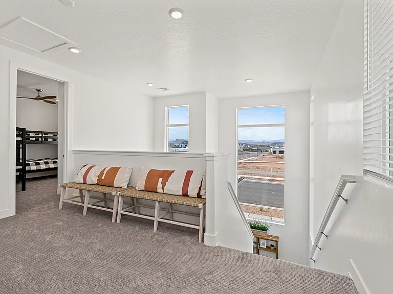 671 W Emerald Point Dr — Photo 15
