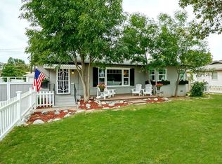 4736 Oakwood Pl, Riverside, CA 92506